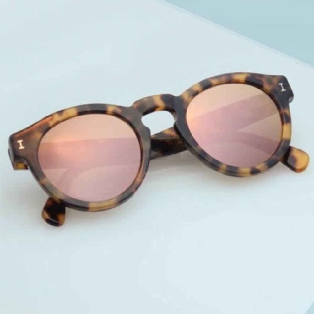 Illesteva Leonard Tortoise shell sunglasses -rose